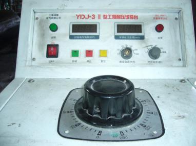 耐壓試驗(yàn)設(shè)備