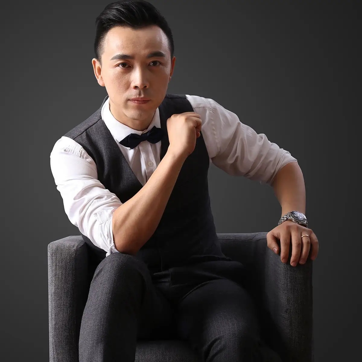 設(shè)計(jì)師-ALEX